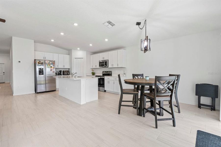 Furnished interior view inside a new home in North Park Isle: The Estates II, Plant City (Image 35). Furnished interior view inside a new home in North Park Isle: The Estates II, Plant City (Image 35).