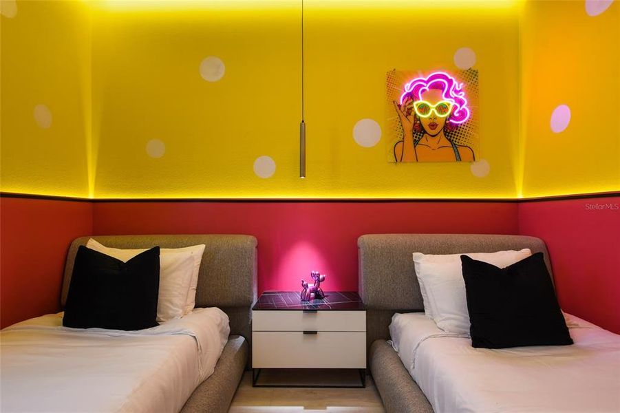 Furnished interior view inside a new home in Windsor Cay Resort, Clermont (Image 44).