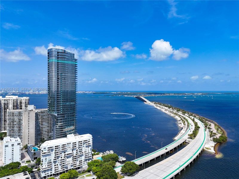 Condo located in Miami, FL showcasing its design and architecture (Image 27). Condo located in Miami, FL showcasing its design and architecture (Image 27).