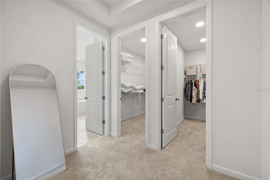 Spacious, unfurnished interior of a new home in , Winter Garden (Image 67).