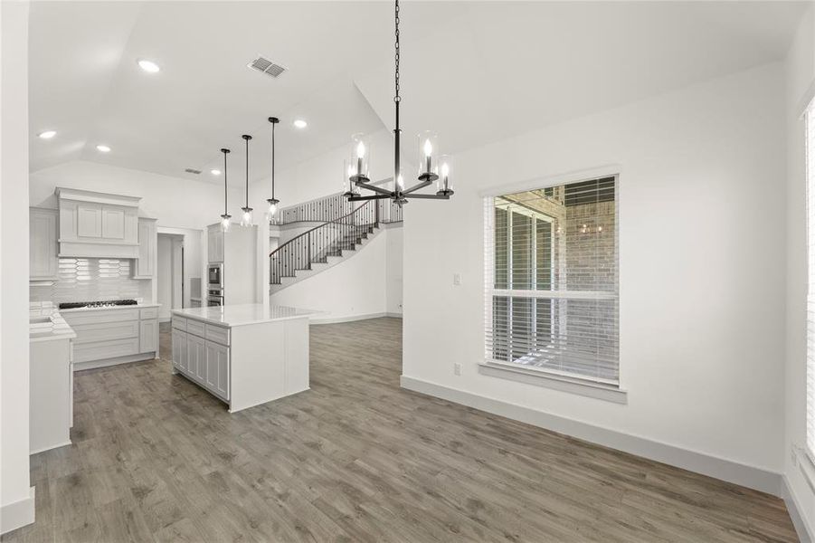 12. 544 Wickerdale - Nook (2)