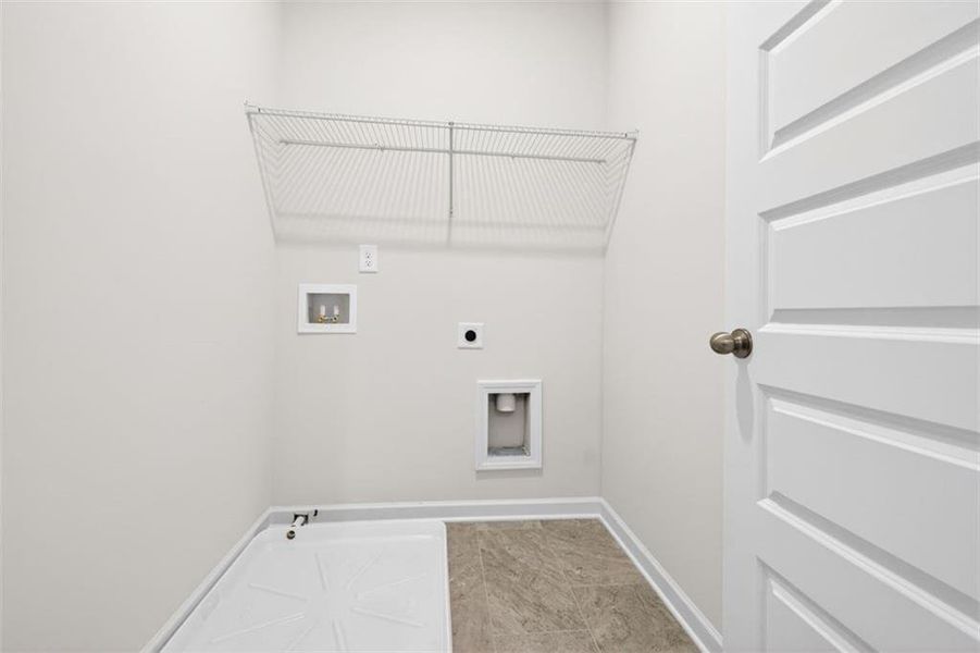 Spacious, unfurnished interior of a new home in Jameson Towns, Villa Rica (Image 25). Spacious, unfurnished interior of a new home in Jameson Towns, Villa Rica (Image 25).