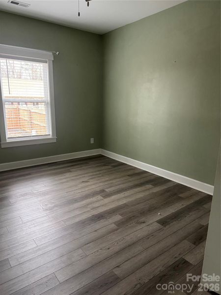 Spacious, unfurnished interior of a new home in , Salisbury (Image 13).