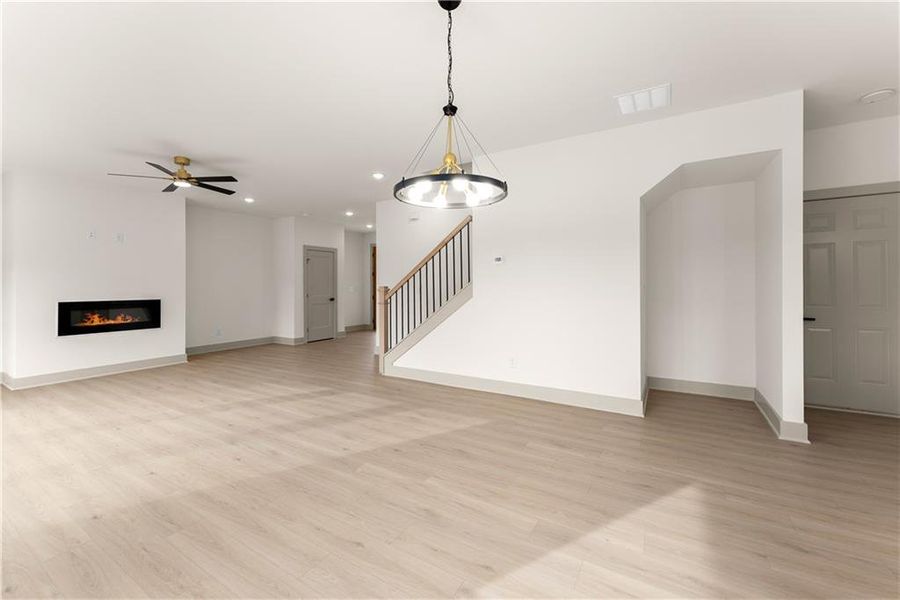 Spacious, unfurnished interior of a new home in , Jefferson (Image 35).