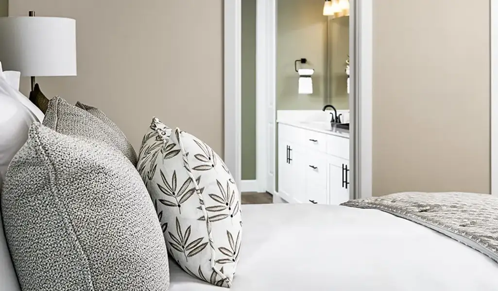 Coronado-W723-Uplands Bedroom