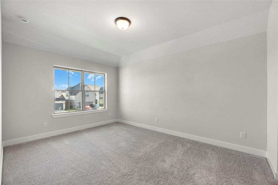 Spacious, unfurnished interior of a new home in Lago Mar, Texas City (Image 18). Spacious, unfurnished interior of a new home in Lago Mar, Texas City (Image 18).