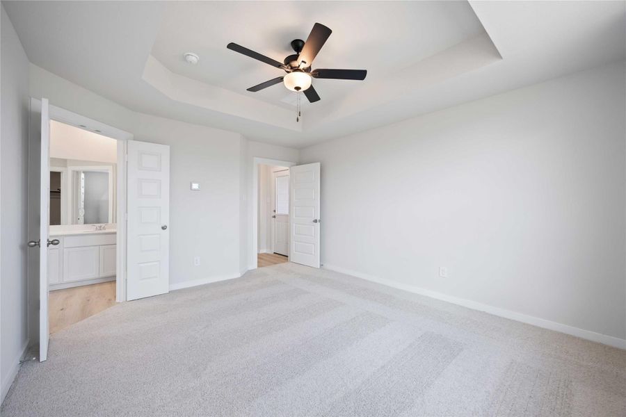 Spacious, unfurnished interior of a new home in Bluestem, Brookshire (Image 23). Spacious, unfurnished interior of a new home in Bluestem, Brookshire (Image 23).