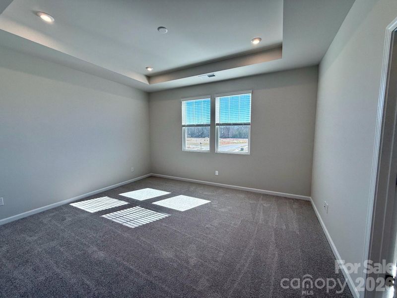 Spacious, unfurnished interior of a new home in Westfall, Gastonia (Image 15).