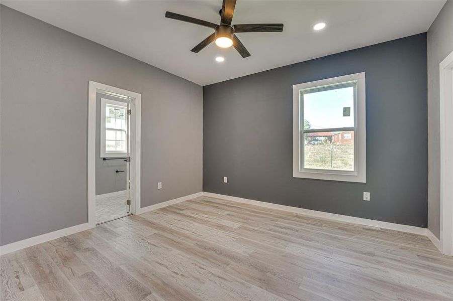 Spacious, unfurnished interior of a new home in , Rice (Image 13).