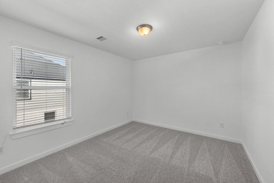 Spacious, unfurnished interior of a new home in Beacon Hill, Waller (Image 21).