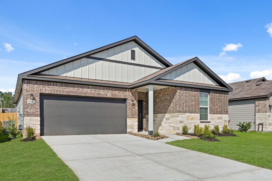 Front exterior of a new home in Lexington Heights, Willis, TX, highlighting curb appeal (Image 1). Front exterior of a new home in Lexington Heights, Willis, TX, highlighting curb appeal (Image 1).