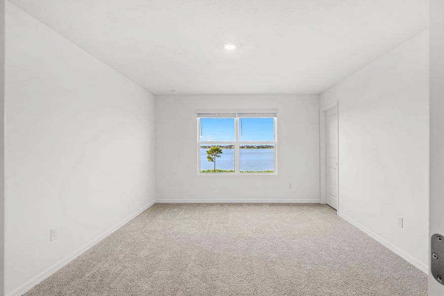 Spacious, unfurnished interior of a new home in Catamaran Cove, Rockledge (Image 25).