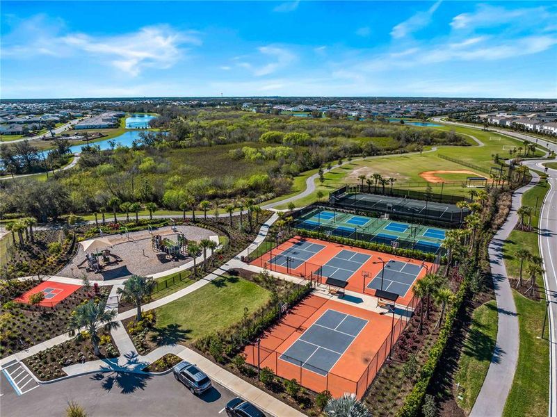 Community amenities in Star Farms at Lakewood Ranch, Bradenton (Image 60).