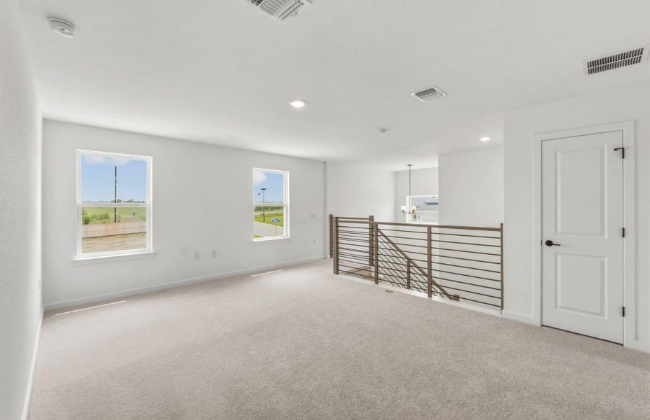 Spacious, unfurnished interior of a new home in Cameron Place, Manor (Image 26).