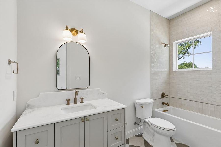 Furnished interior view inside a new home in , Dallas (Image 15).