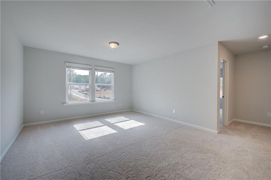 Spacious, unfurnished interior of a new home in Hamilton Lakes, Lawrenceville (Image 22). Spacious, unfurnished interior of a new home in Hamilton Lakes, Lawrenceville (Image 22).