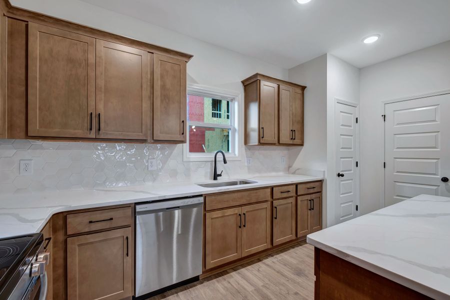 Representative furnished interior of a home built from the Ingram Rowhome by Parkside Builders in Anderson Park, Hendersonville (Image 35).