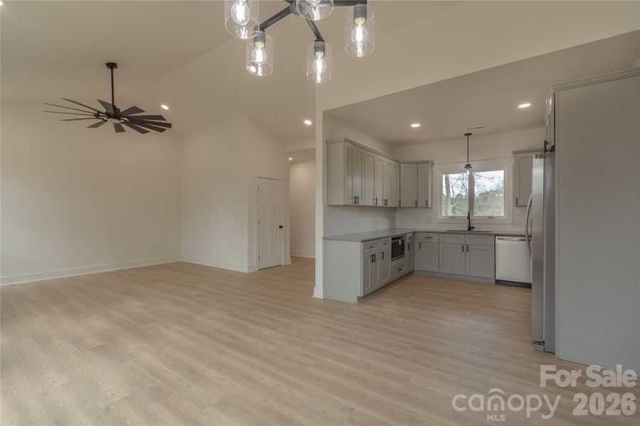 Spacious, unfurnished interior of a new home in , Norwood (Image 14).