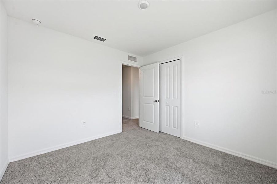 Spacious, unfurnished interior of a new home in Lennar at Turnleaf, Punta Gorda (Image 15).