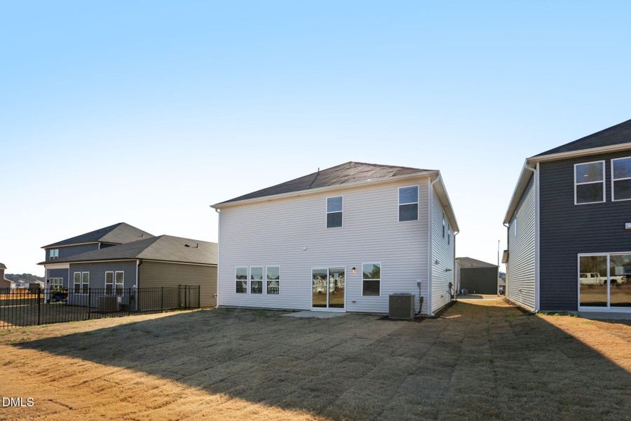 38-web-or-mls-Raleigh-River Glen-202 Thi