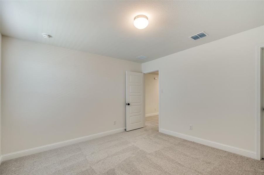 Spacious, unfurnished interior of a new home in Sierra Vista at Kelly Ranch, Aledo (Image 19).