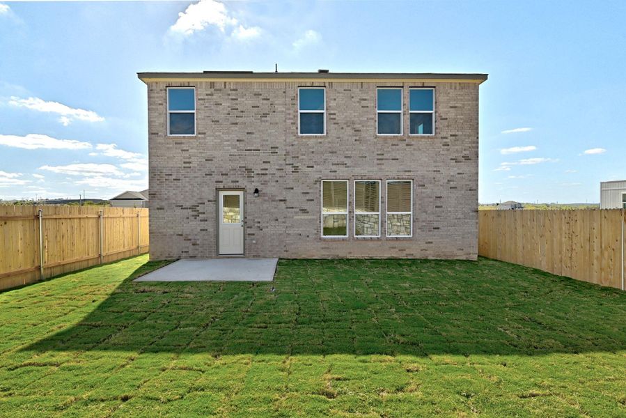 Exterior details and patio area of a home in Stoney Chase, Del Valle (Image 21). Exterior details and patio area of a home in Stoney Chase, Del Valle (Image 21).
