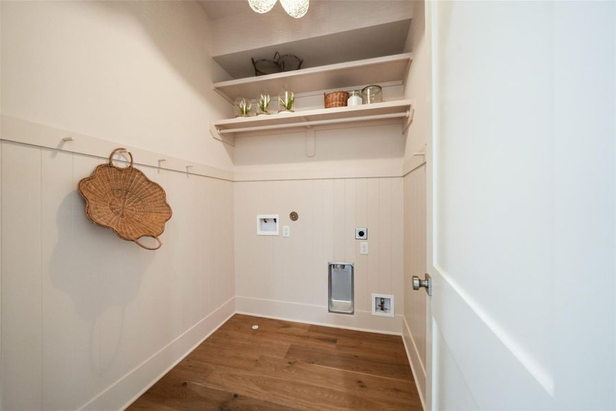 Spacious, unfurnished interior of a new home in , Houston (Image 37).