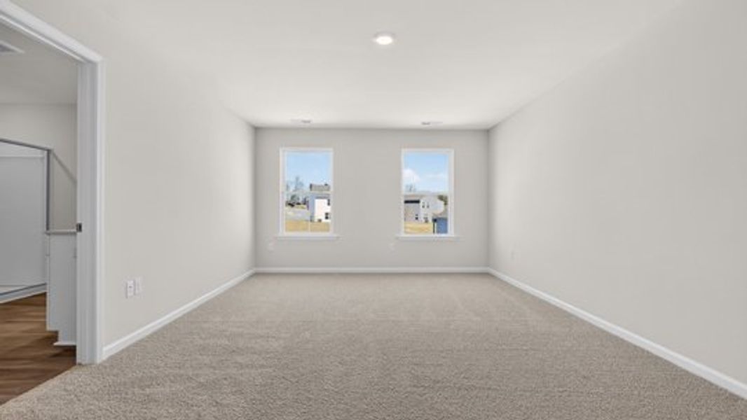 Spacious, unfurnished interior of a new home in Wilson's Ridge, Wilson's Mills (Image 14).