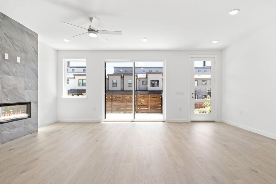 Spacious, unfurnished interior of a new home in Willow Grove Townhomes, Melissa (Image 21).