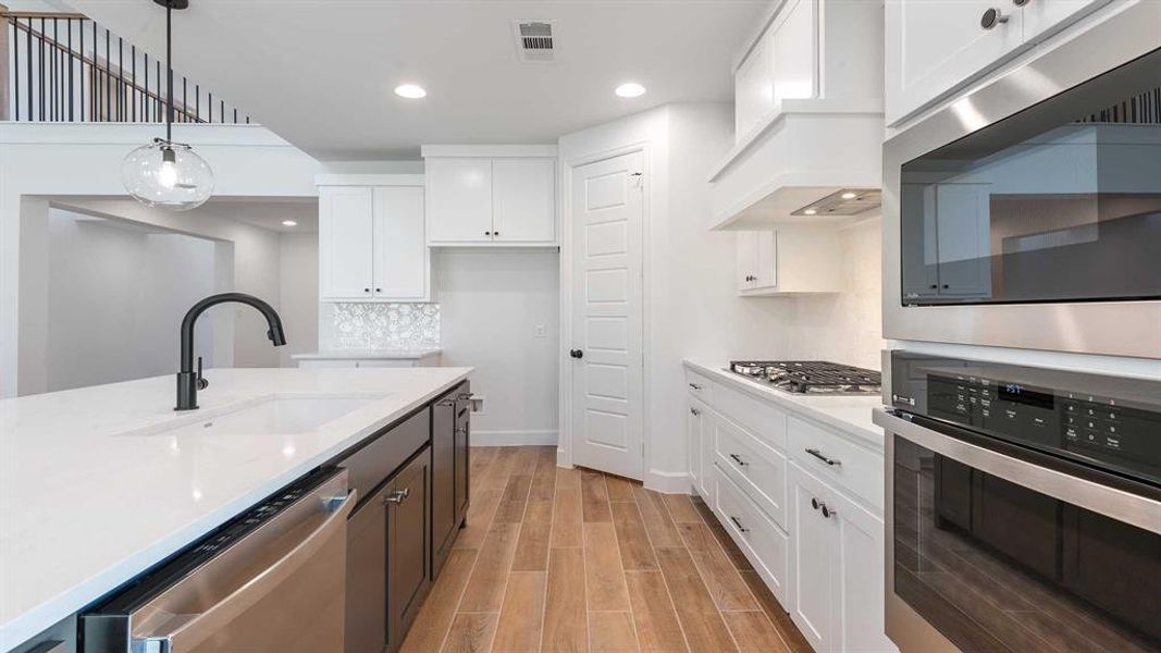 Furnished interior view inside a new home in The Heights At Uptown Celina 50', Celina (Image 11).