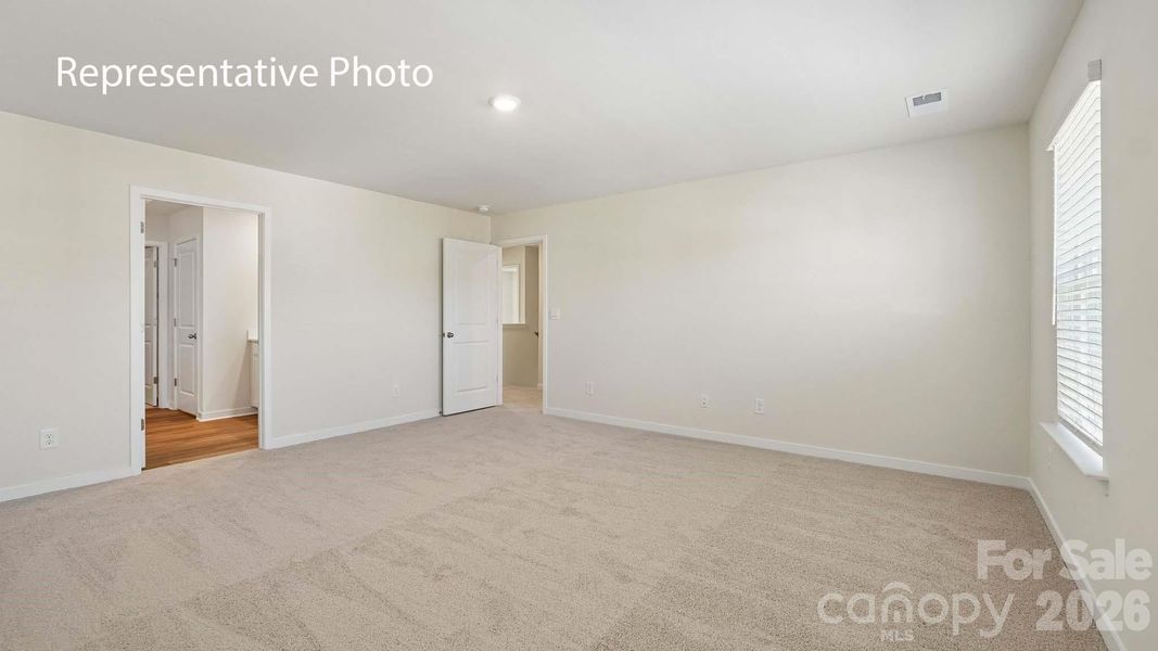 Spacious, unfurnished interior of a new home in Secrest Commons, Monroe (Image 24).
