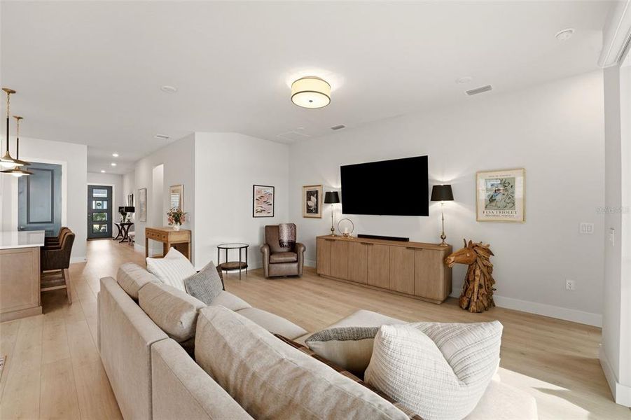 Furnished interior view inside a new home in Emerald Landing at Waterside at Lakewood Ranch – Lake Series, Sarasota (Image 41). Furnished interior view inside a new home in Emerald Landing at Waterside at Lakewood Ranch – Lake Series, Sarasota (Image 41).