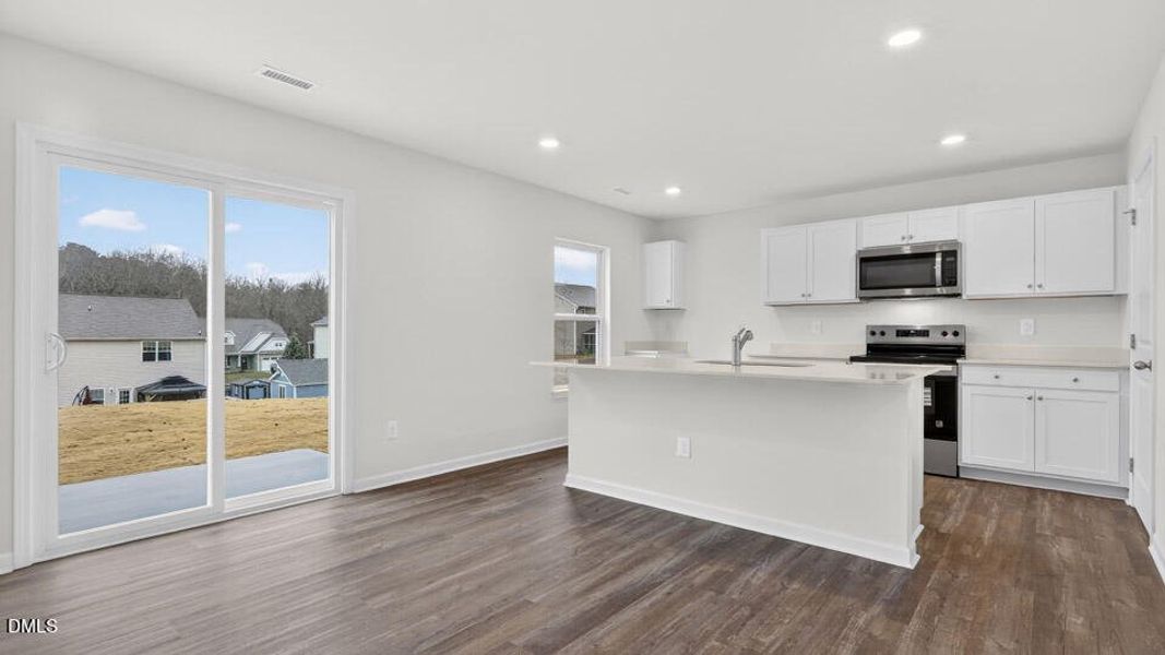 113-ross-dr-dr-horton-018