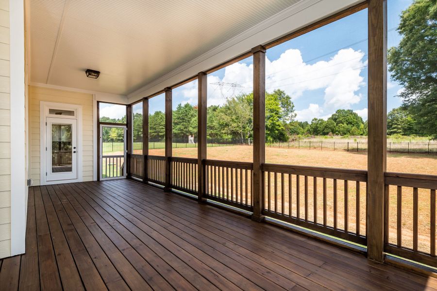 Representative exterior details of a home built from the Harvard by Greybrook Homes in Shepherds Trace, Clover (Image 28). Representative exterior details of a home built from the Harvard by Greybrook Homes in Shepherds Trace, Clover (Image 28).