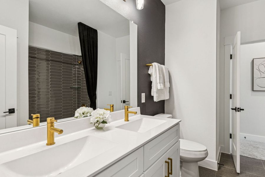 Representative furnished interior of a home built from the Iredell by Pulte Homes in Corley Farms, Boerne (Image 7).