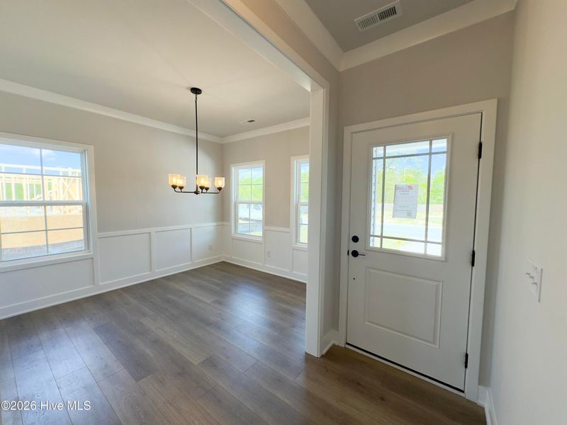 Spacious, unfurnished interior of a new home in Autumn Trail, Bolivia (Image 11).