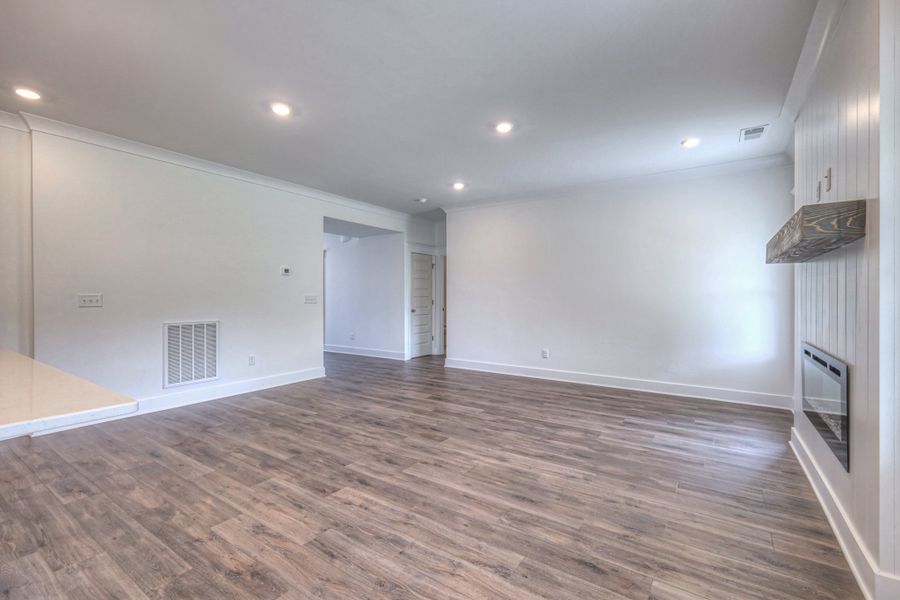 *Photo of example home. Selections and finishes may vary.