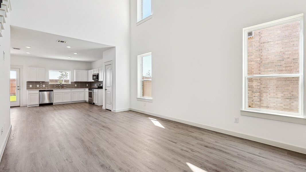 Representative furnished interior of a home built from the Latitude by Brightland Homes in Mostyn Springs, Magnolia (Image 6).