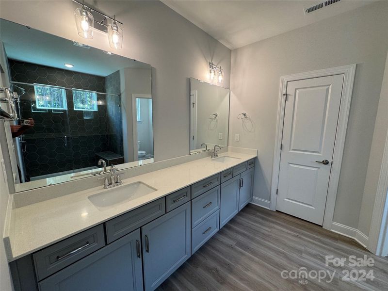 Double Sink Vanity