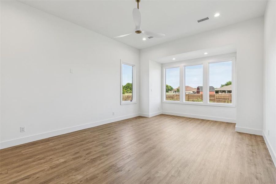 Spacious, unfurnished interior of a new home in , Midlothian (Image 22). Spacious, unfurnished interior of a new home in , Midlothian (Image 22).