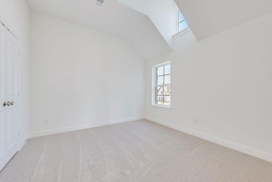 Spacious, unfurnished interior of a new home in Park Trails, Forney (Image 34).