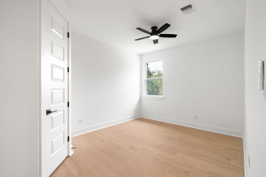 Spacious, unfurnished interior of a new home in , Bertram (Image 20). Spacious, unfurnished interior of a new home in , Bertram (Image 20).