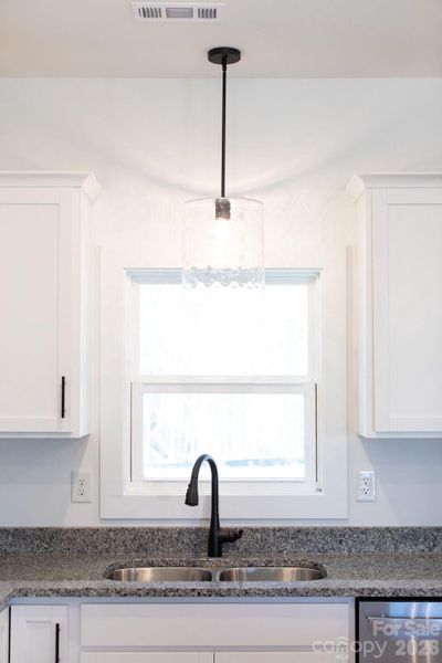 Kitchen sink Kitchen sink