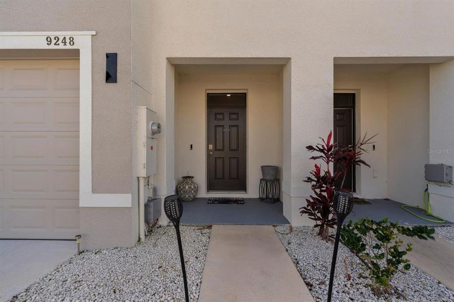 Exterior details and patio area of a home in , Tampa (Image 23).