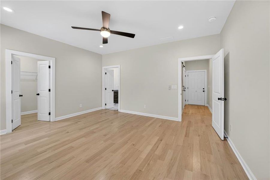 Spacious, unfurnished interior of a new home in , Tucker (Image 24).