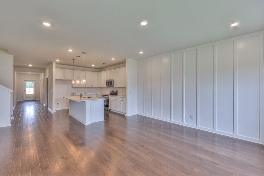 *Photo of example home. Selections & Finishes May Vary.