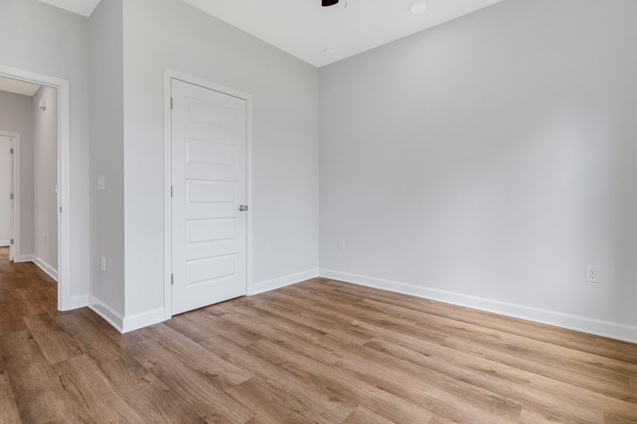 Spacious, unfurnished interior of a new home in , Crestview (Image 15).