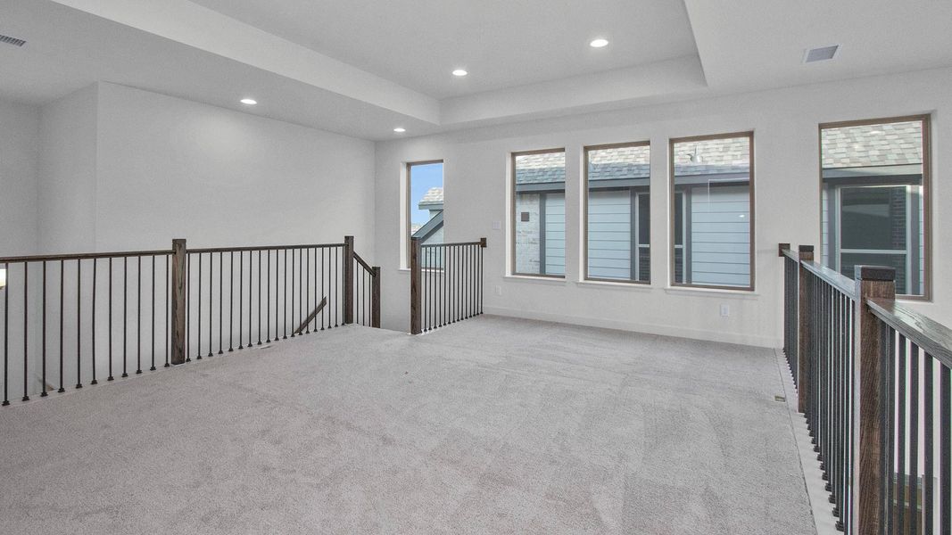 Spacious, unfurnished interior of a new home in Escondido 50', Magnolia (Image 5).