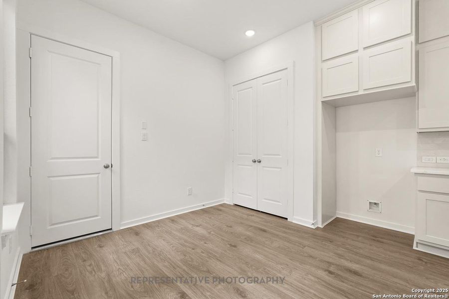 Spacious, unfurnished interior of a new home in Davis Ranch: 45ft. lots, San Antonio (Image 19).