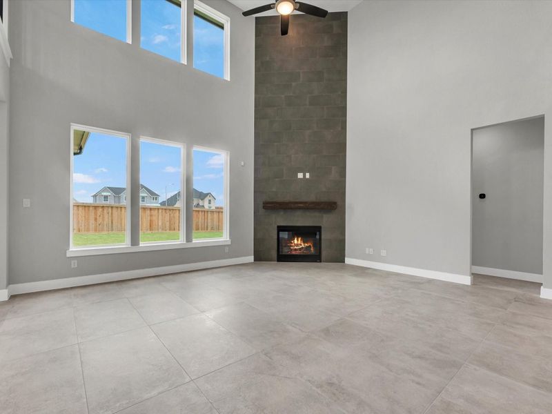 Spacious, unfurnished interior of a new home in Dunham Pointe, Cypress (Image 22). Spacious, unfurnished interior of a new home in Dunham Pointe, Cypress (Image 22).